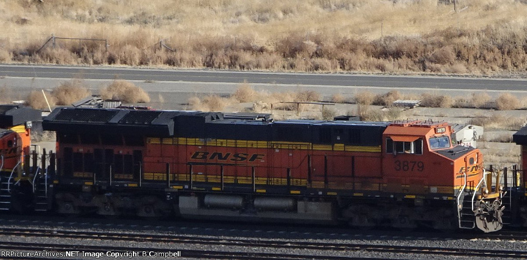 BNSF 3879